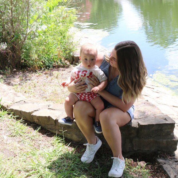 Meet your Posher, Cassidy - Picture 1 of 4